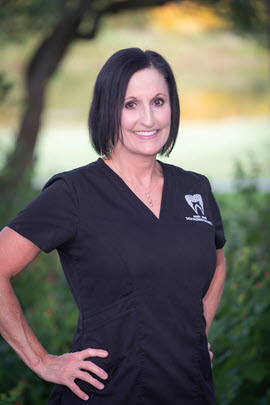 Staff-Mary-270x405